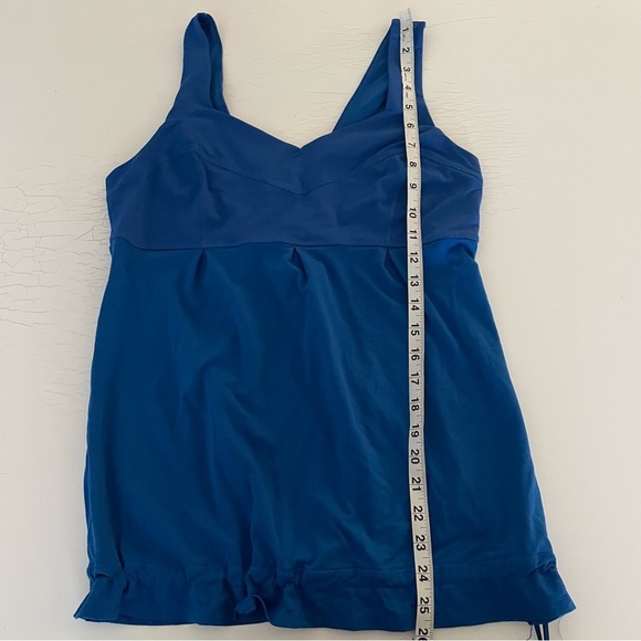 $50/2 Lululemon Tame Me Tank size 10 - Picture 3 of 11